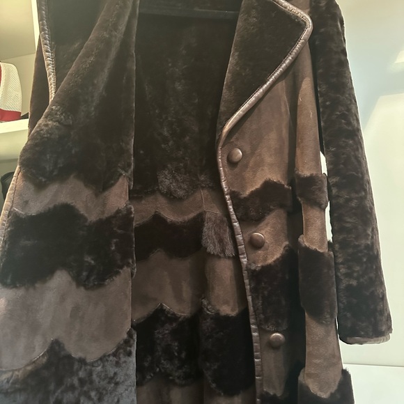 DKNY 100% shearling full length coat. - Picture 4 of 6